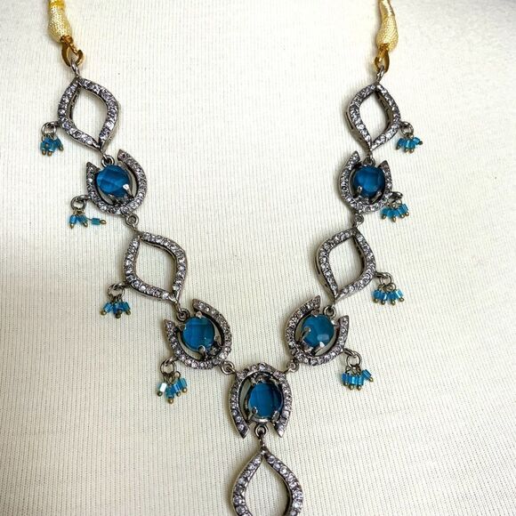 Rhinestone blue silver tone adjustable necklace - Picture 6 of 10
